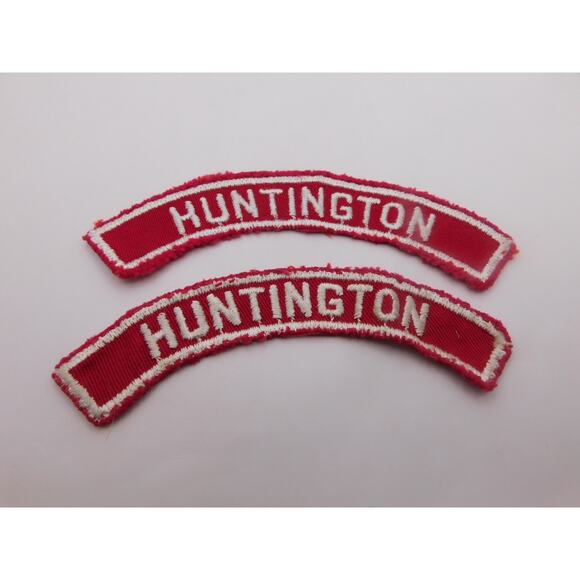 BSA Huntington NY Uniform Sleeve Patch Red & White Rare - Picture 1 of 3